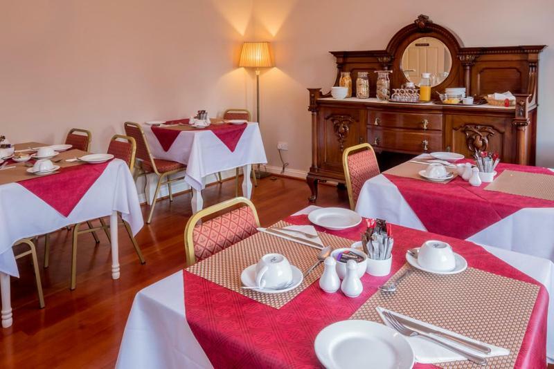 Mulberry Lodge Guest House Балліхонис Екстер'єр фото